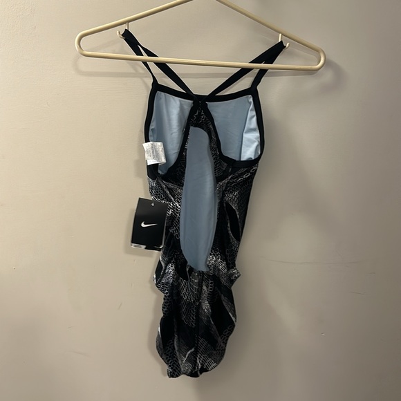 Minnesota gophers training swim suit - Picture 5 of 5